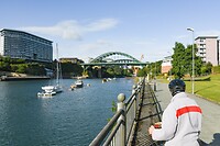 The Wearmouth bridge