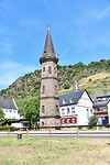 De Hatzenturm of veerpoort