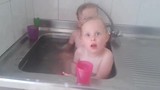 Samen in bad!