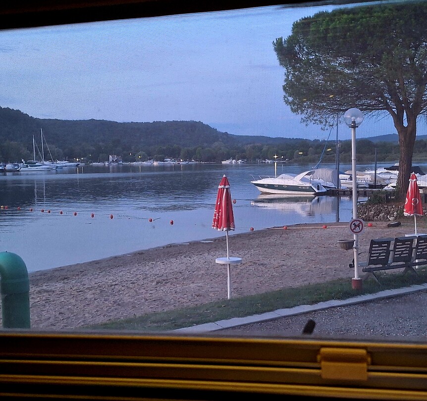 Uitzicht vanuit de camper