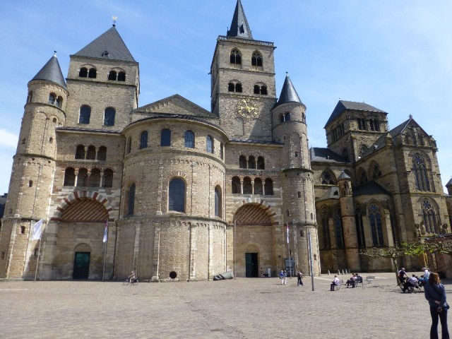 De dom