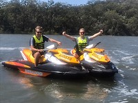 Raymond en Henk op de jetski
