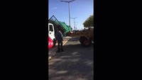 Wagen met takken