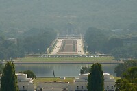 ANZAC Parade vanaf Capital Hill