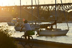zon gaat onder bij Granville Bridge