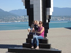 bij Canada Place (orka is een kunstwerk van Douglas Coupland)