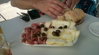 Ober improviseerde een borrelhapje