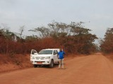 Kameroen 1 Felix met auto
