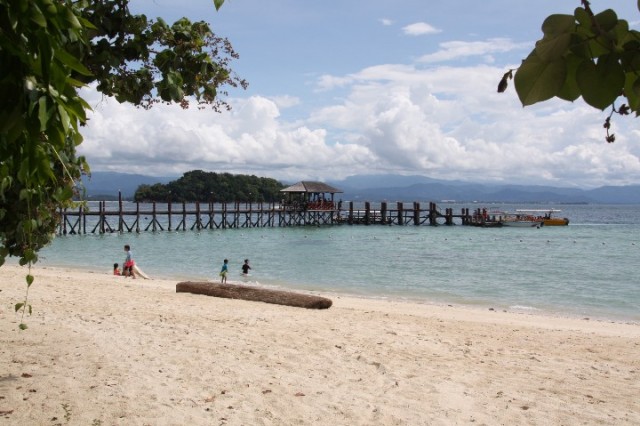 strand Pulau Munakan 2