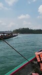 Longtailboot op Cheow Lan Lake