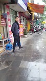 In de straten van Hanoi.