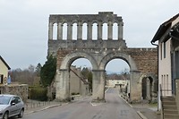 Moulins 12