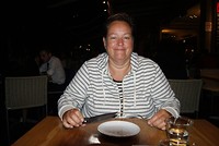 Eten in een steakhouse met een heel groot mes!