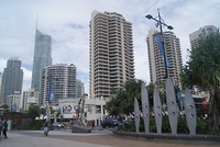 Surfers paradise, maar wij blijven er maar kort....