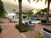 Donkere wolken boven ons hotel