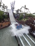 Infinity falls, nieuwe wildwaterbaan, per toeval vandaag voor t eerst proefdraaien