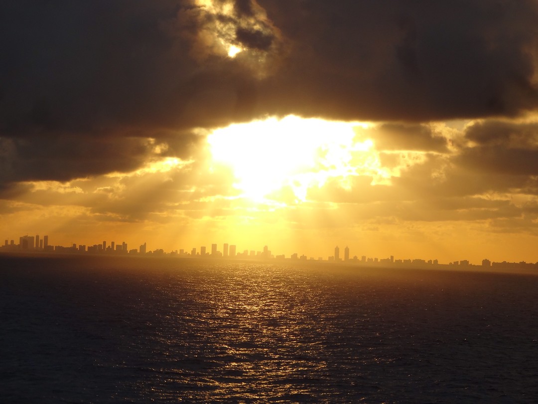 En zo ziet Miami eruit bij zonsondergang...