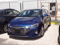 Een splinter nieuwe hyundi gehuurd.
