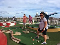 Mini golf op dek