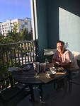 Ontbijten op “eigen” balkon.