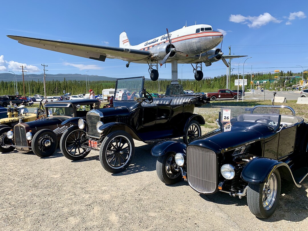 De autoshow bij de luchthaven van Whitehorse