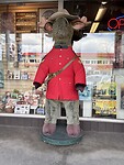 Een mountie, we hebben gisteren een man met zo’n echt pakkie aan gezien!