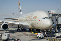 Etihad-Airbus-A380-0181