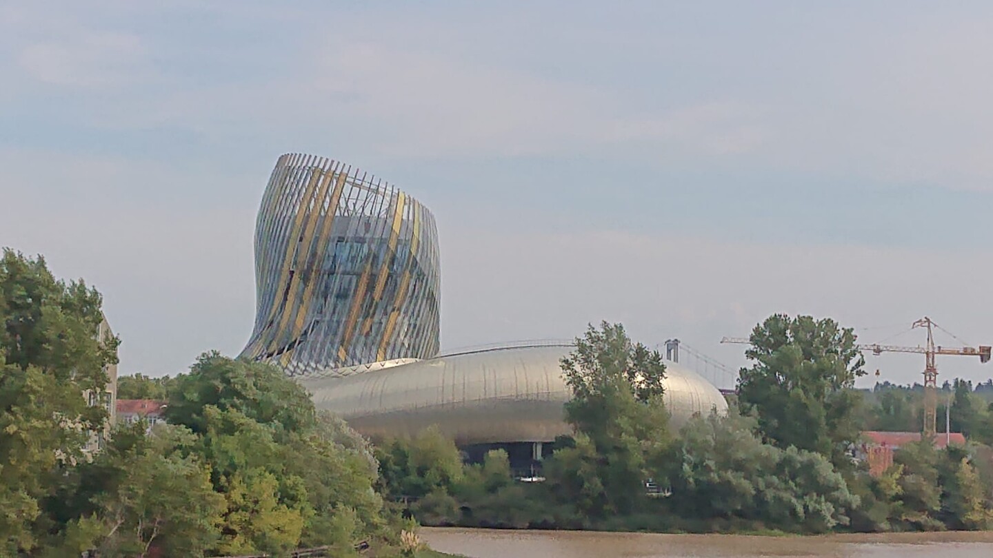 Modern wijn museum