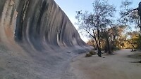 Dronen bij Wave Rock