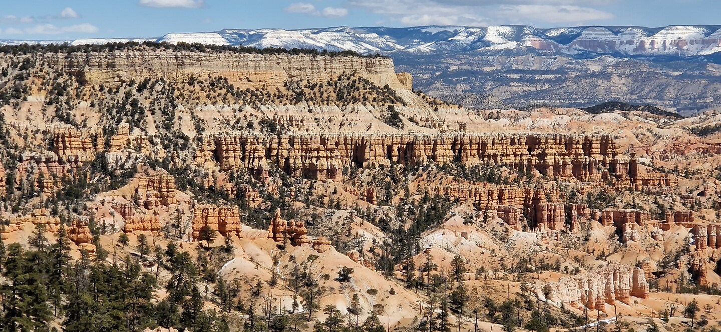 Rim trail, sunrise point