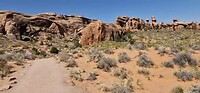 Devils garden trail, Landscape arch