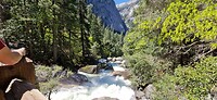Langs de Merced, Onderweg naar Vernal Falls