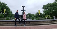 Bij de Bethesda Fontein, met bovenop de Engel van het water