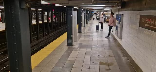 in het Metrostation Pennsylvania