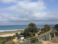 Testaurant en je ziet the Great Ocean Road liggen