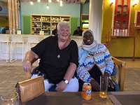 Ik en Sally met een vest van Astrid haar tante