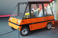 P8305885