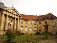P9302311