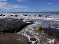 Moeraki Boulders