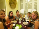Diner met Emma, Emma, Charlie en Sophie