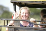 Anne op safari in de jeep
