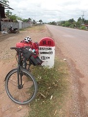 Nog 101 naar Pakse. En ik nog 35 naar Napong.