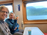 Bakkie koffie op de ferry