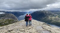 Bff on the rock!
