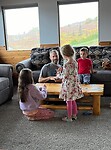 Joe met kids