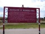 De geschiedenis van Wounded Knee op de locatie zelf