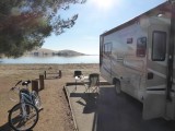 Heerlijk plekje aan het San Luis Reservoir onderweg naar San Jose