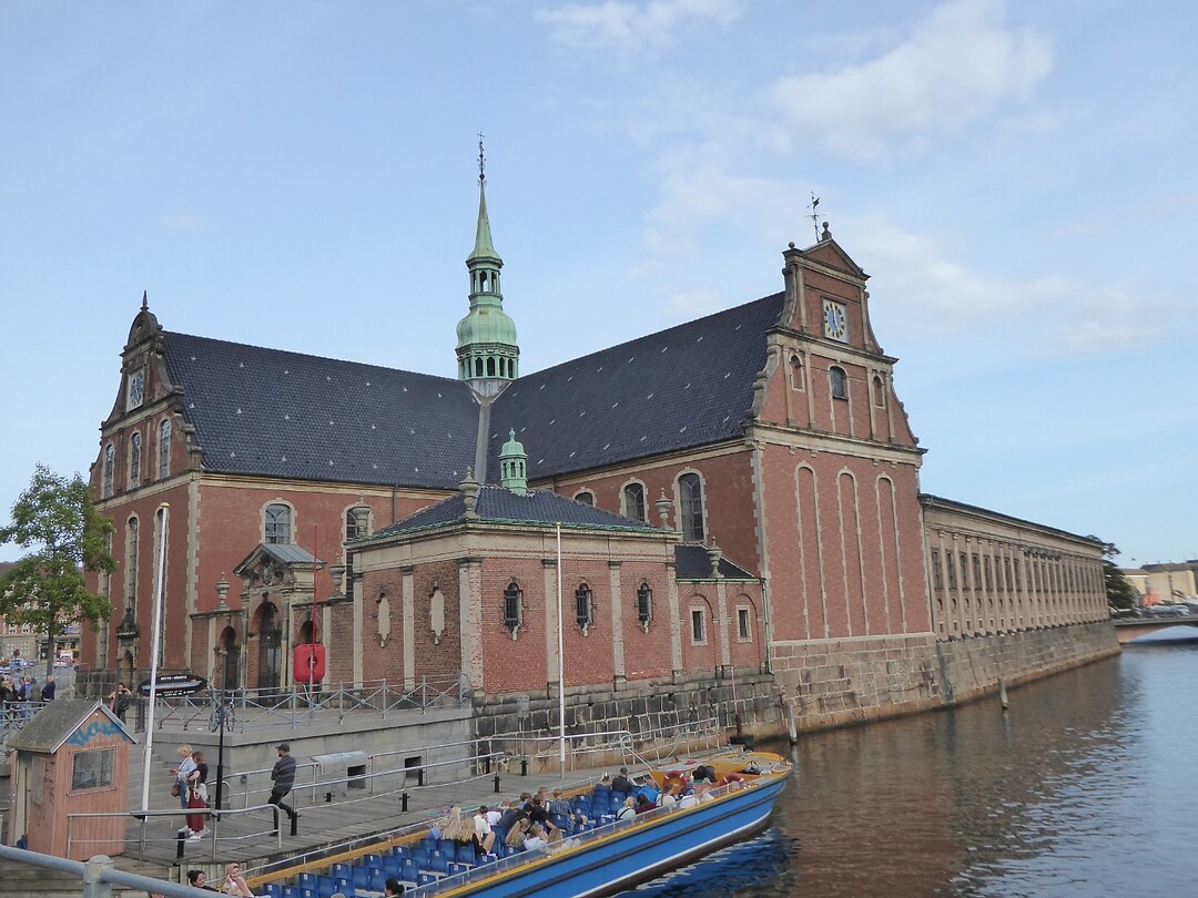 Kerk van Holmen
