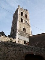 De kerktoren, die overal bovenuit steekt.