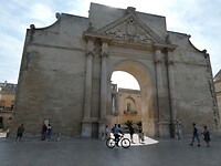 Porta Napoli